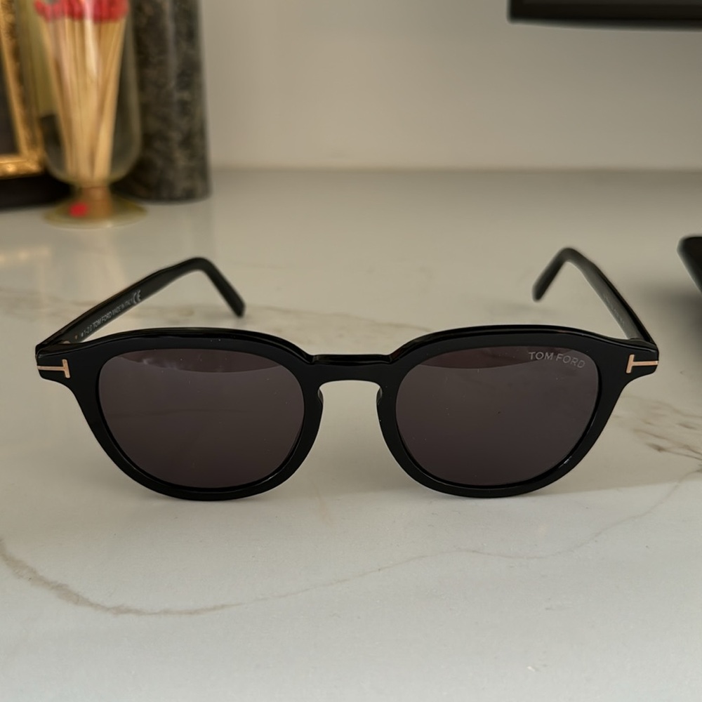 New Tom Ford Pax TF816 01a Black Sunglasses